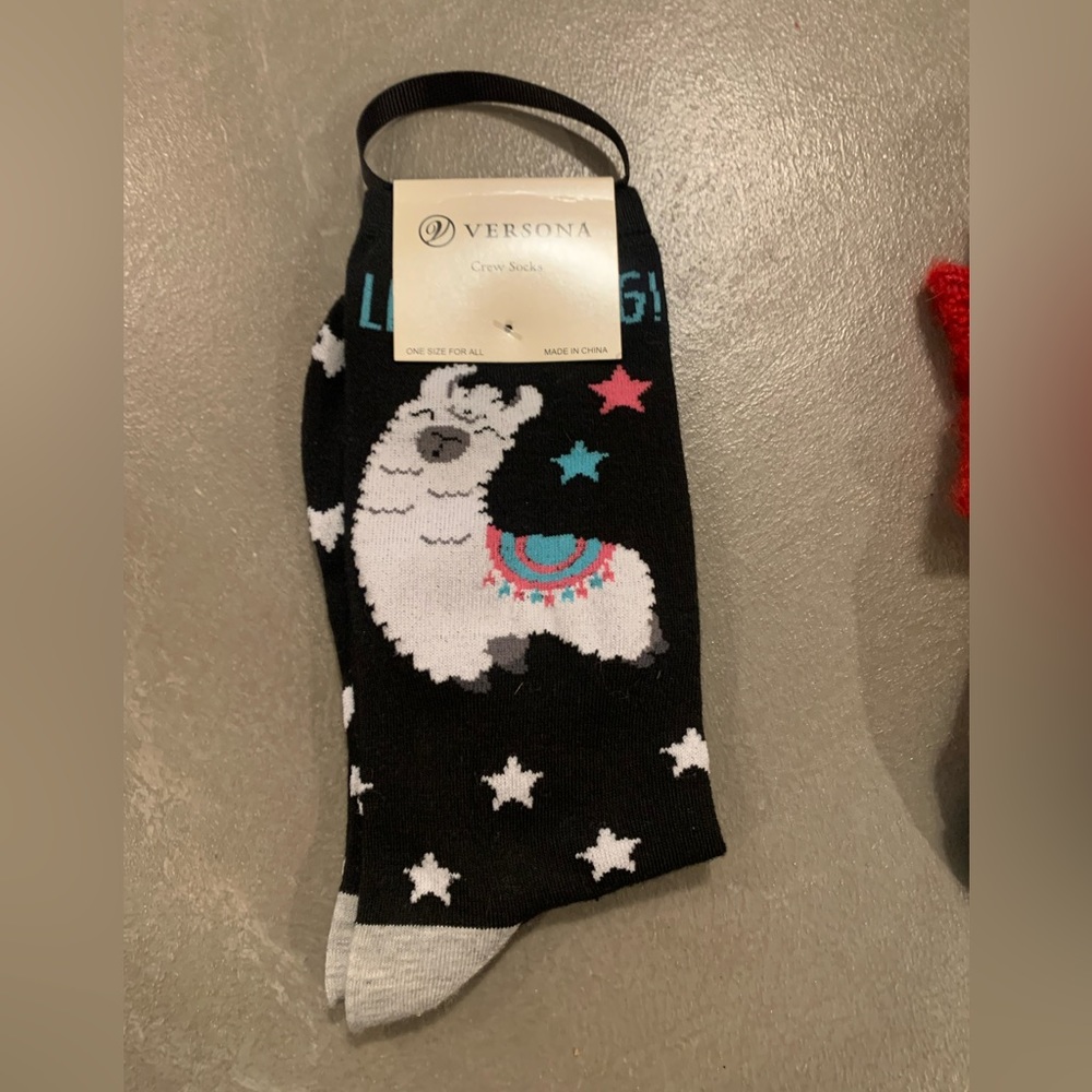 NWT Versona Lama Socks One Size